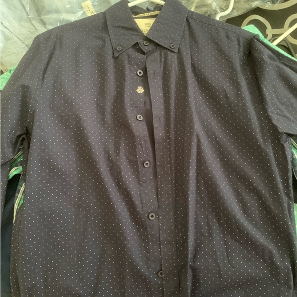 Men’s size medium - Picture 2 of 3